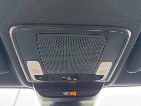 Used 2024 Honda HR-V Sport image 28