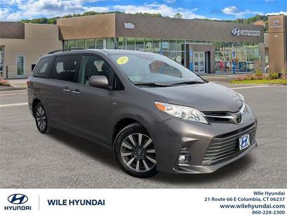 Used 2018 Toyota Sienna XLE Premium