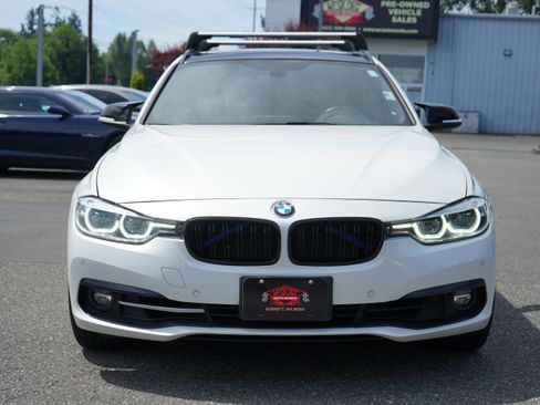 Used 2017 BMW 330i xDrive Wagon AWD/4WD image 10