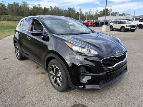 Used 2021 Kia Sportage LX image 7
