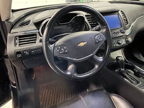 Used 2016 Chevrolet Impala LTZ w/ Enhanced Convenience Package image 19