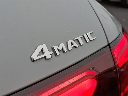 New 2026 Mercedes-Benz GLC 300 4MATIC image 24