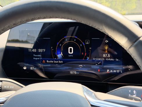 Used 2025 Chevrolet Equinox LT FWD image 21