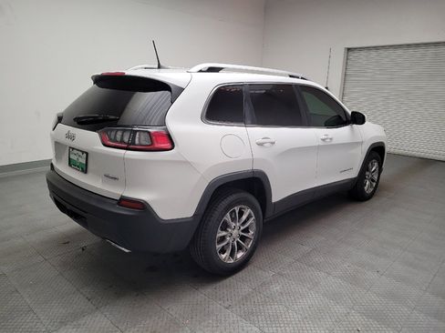 Used 2019 Jeep Cherokee Latitude Plus w/ Comfort/Convenience Group image 9