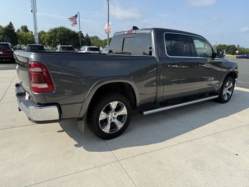 Used 2020 RAM 1500 Laramie AWD/4WD image 7