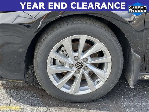 Used 2023 Toyota Camry LE image 10