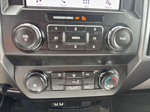 Used 2019 Ford F150 XLT AWD/4WD image 19