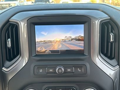 New 2025 GMC Sierra 3500 Pro w/ Convenience Package