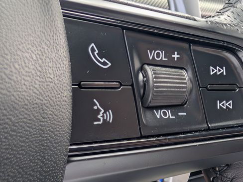 Used 2022 Alfa Romeo Stelvio Veloce image 27