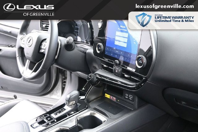 Used 2024 Lexus NX 250 FWD image 30