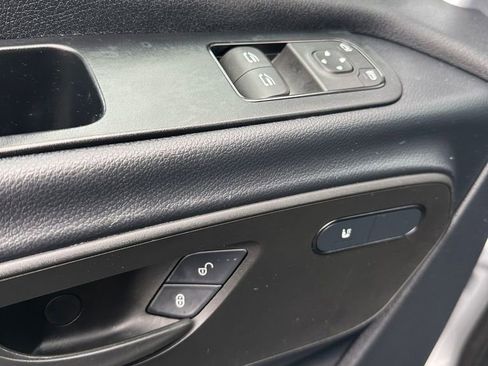 Used 2024 Mercedes-Benz Sprinter 144 Cargo w/ Parking Package image 9