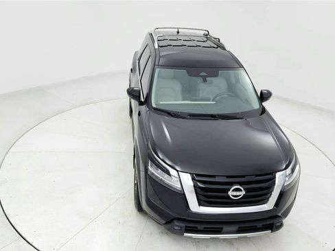 Used 2024 Nissan Pathfinder SL w/ Cargo Package FWD image 20