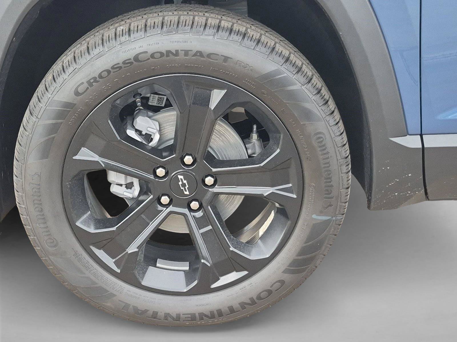 New 2027 Chevrolet Equinox LT w/ Midnight Edition FWD image 10