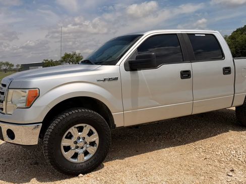 Used 2012 Ford F150 XLT RWD image 3