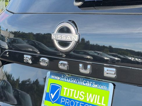 Used 2023 Nissan Rogue S AWD/4WD image 33