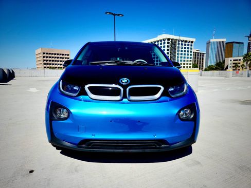 Used 2017 BMW i3 w/ Range Extender image 19