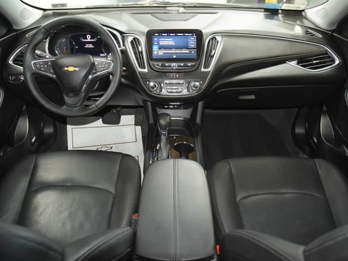 Used 2023 Chevrolet Malibu LT FWD image 28