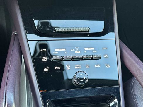 Certified 2024 Porsche Cayenne E-Hybrid image 22