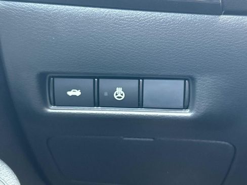 New 2026 Nissan Sentra SV w/ SV Convenience Package FWD image 27