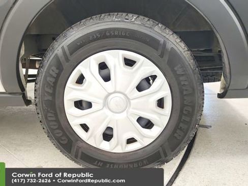 Used 2023 Ford Transit 350 XLT image 24