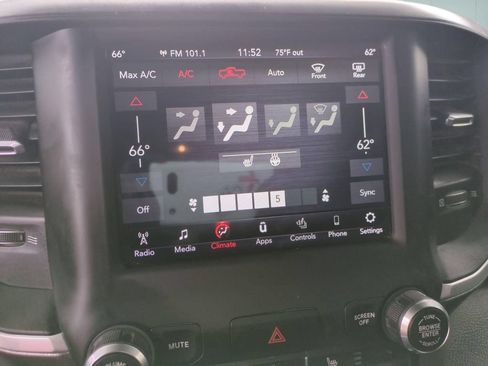 Used 2019 RAM 1500 Big Horn AWD/4WD image 23