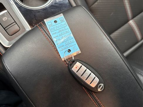 Used 2023 Nissan Altima 2.5 SR image 34