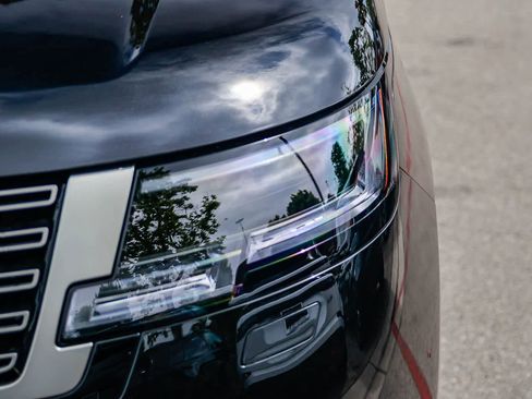 New 2026 Land Rover Range Rover SE AWD/4WD image 10