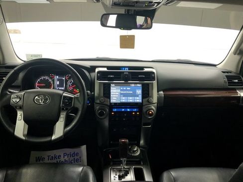 Used 2020 Toyota 4Runner Limited AWD/4WD image 14