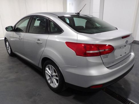 Used 2018 Ford Focus SE image 5