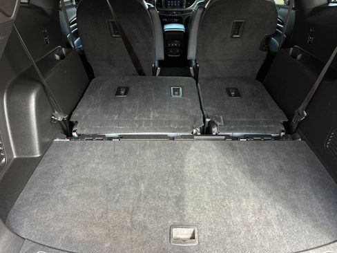 Used 2024 Buick Enclave Premium FWD image 15
