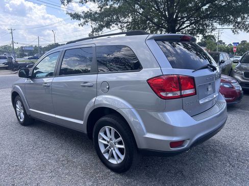 Used 2016 Dodge Journey SXT image 6