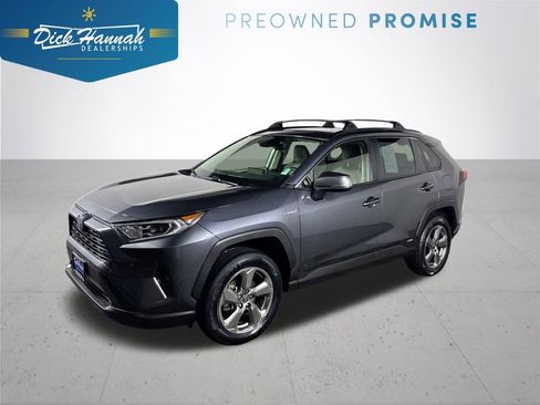 Used 2021 Toyota RAV4 XLE Premium image 1