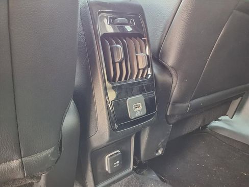 Used 2022 Jeep Compass Limited w/ Sun and Sound Group image 35