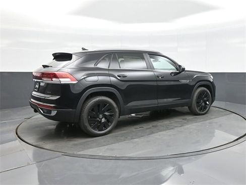 New 2026 Volkswagen Atlas Cross Sport SE image 7