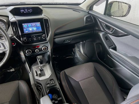 Used 2022 Subaru Crosstrek 2.0i Premium w/ Moonroof Package image 21