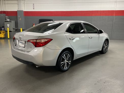 Used 2017 Toyota Corolla LE image 10