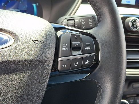 Certified 2022 Ford Escape SEL w/ Technology Package AWD/4WD image 23