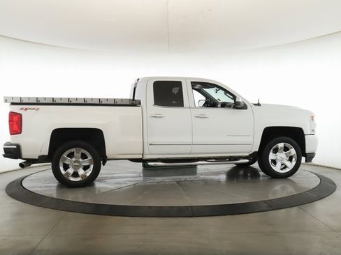 Used 2018 Chevrolet Silverado 1500 LTZ Z71 w/ LTZ Plus Package image 6