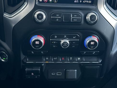 Used 2021 GMC Sierra 1500 SLE image 20