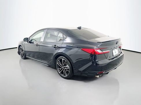 Used 2025 Toyota Camry XSE FWD image 7