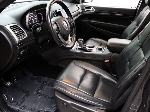 Used 2021 Jeep Grand Cherokee Limited image 10