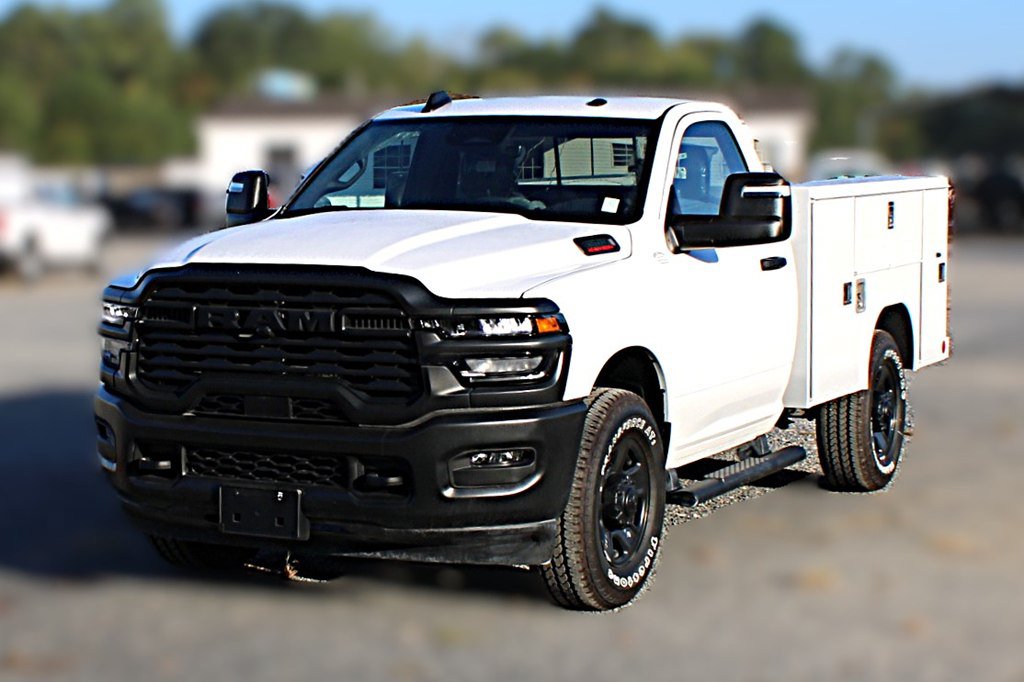 Used 2025 RAM 3500 Tradesman RWD image 2