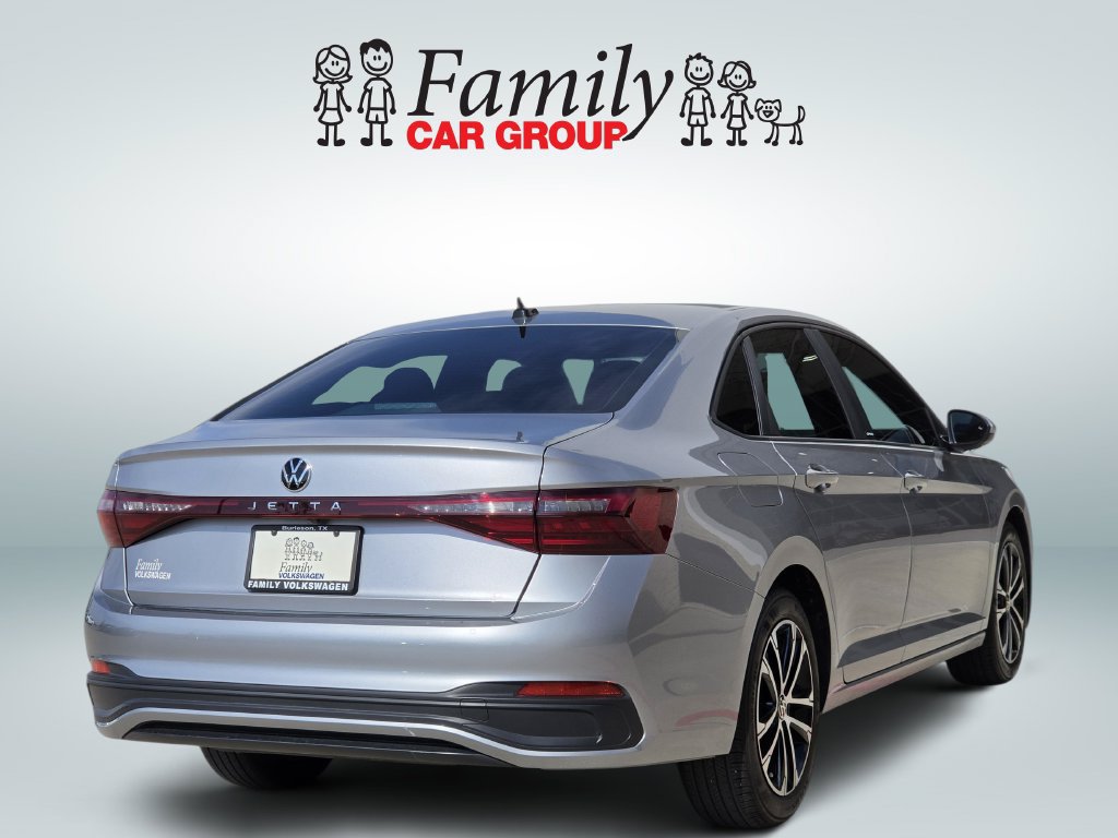 Used 2026 Volkswagen Jetta Sport FWD image 4