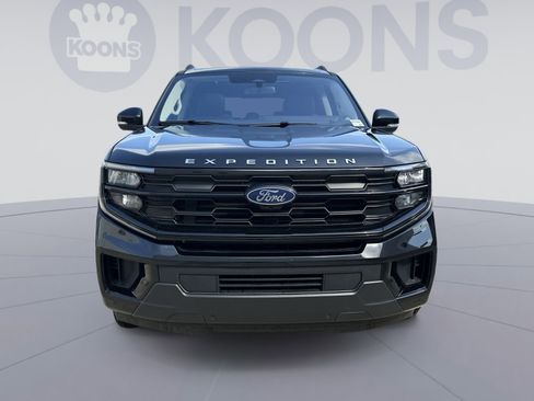Used 2025 Ford Expedition Active AWD/4WD image 4