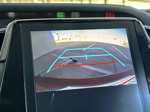 Certified 2022 Toyota Prius Prime Limited FWD image 19