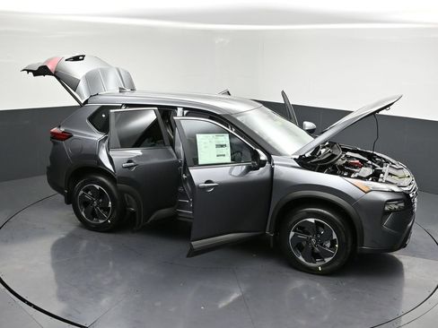 New 2026 Nissan Rogue SV w/ Cold Weather Package image 31