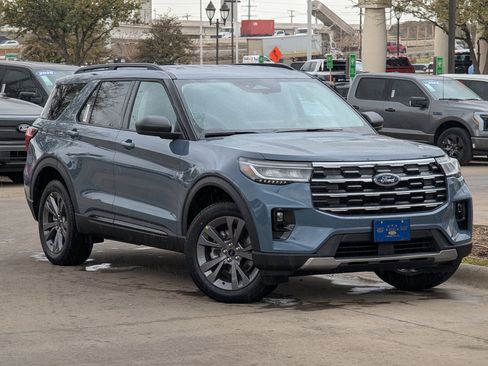 New 2026 Ford Explorer Active image 1