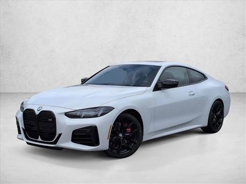 New 2026 BMW M440i Coupe image 1