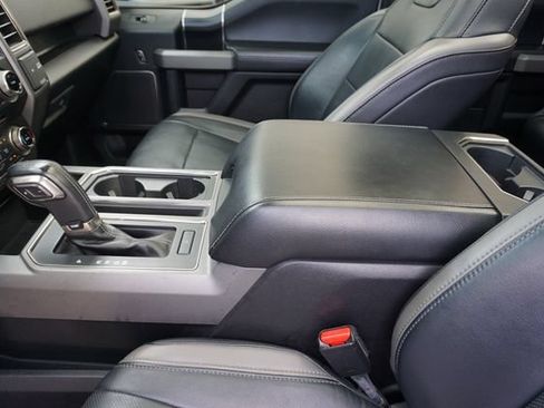 Used 2017 Ford F150 Raptor w/ Equipment Group 802A Luxury AWD/4WD image 34