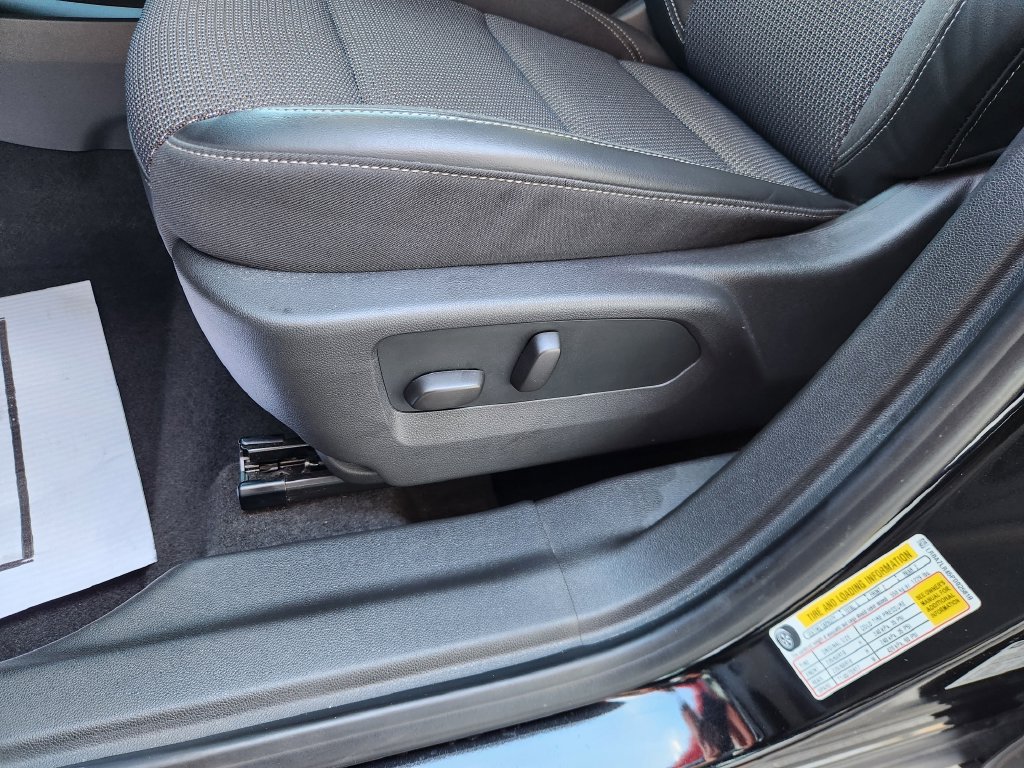 Used 2023 Buick Envision Preferred FWD image 25